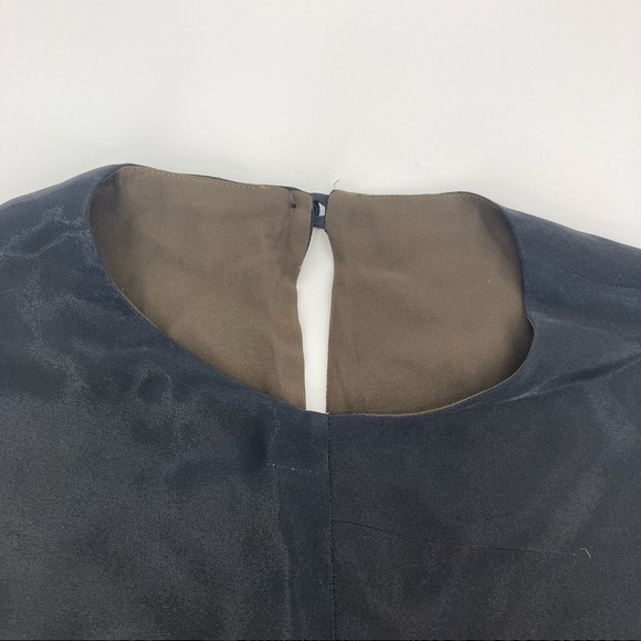 NEW! Brioni Women’s Sleeveless Silk Blen Blouse with Side Button Detail - Size 8 - Picture 2 of 12